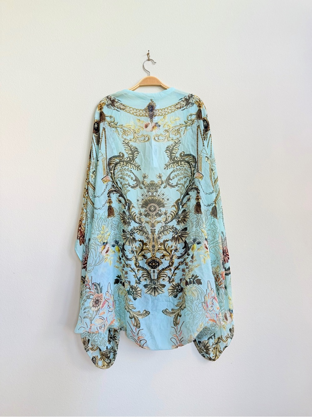 NWT Camilla Silk Shrug Adieu Yesterday Blue Floral Baroque O/S - Picture 2 of 12